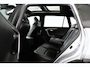 Toyota RAV4 2.5 Plug-in Hybrid AWD Bi-Tone Plus | Apple Carplay/Android Auto | Trekhaak | Panoramadak | 360Camera | Stoelverwarming |