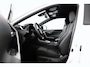 Toyota RAV4 2.5 Plug-in Hybrid AWD Dynamic | Apple Carplay/Android Auto | Parkeersensoren | Stoelverwarming |