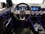 Mercedes-Benz GLB 200 Business Solution AMG 7p. - Stoelverwarming - Apple Carplay/Android Auto - Elektrisch Panoramadak