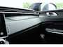 Lynk & Co 01 1.5 Plug-in Hybrid | | Panoramadak | Achteruitrijcamera | Elektrische bestuurdersstoel met geheugen | Stoelverwarming | Actieve bochtverlichting | Adaptieve Cruise Control | Stuurassistent | Lane Assist | Navigatie | Elektrische Achterklep | Keyless Entry | Dodehoekassistent
