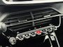 Peugeot 2008 1.2 Hybrid 136 GT | Navigatie | Camera voor & achter | CarPlay | Adaptive Cruise | KeyLess |