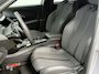 Peugeot 2008 1.2 Hybrid 136 GT | Navigatie | Camera voor & achter | CarPlay | Adaptive Cruise | KeyLess |