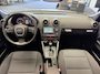 Audi A3 CABRIOLET 1.8 TFSI ATTRACTION PRO LINE BUSINESS NAVIGATIE CRUISE CONTROL BLUETOOTH TELEFOON MEDIA VOORBEREIDING ELEKTRISCHE KAP LICHTMETALEN VELGEN PDC ZEER MOOI !!