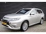 Mitsubishi Outlander 2.4 PHEV Instyle Opendak, Adaptive Cruise, Dealer O.H.