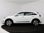Kia Niro EV e-Niro DynamicPlusLine 64 kWh Schuif-/kanteldak | Stoel/Stuuverwarming | Camera | Carplay | 1e Eigenaar | Nederlandse Auto |