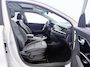 Kia Niro EV e-Niro DynamicPlusLine 64 kWh Schuif-/kanteldak | Stoel/Stuuverwarming | Camera | Carplay | 1e Eigenaar | Nederlandse Auto |