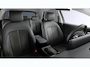 Hyundai Ioniq 5 Pure Edition | 19-inch lichtmetalen velgen met 235/55 R19-banden | Actieve rijbaanassistentie (LKA) | Stoelbekleding, stof/leder