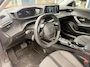 Peugeot e-2008 EV Allure Pack 50 kWh Apple Carplay | Android Auto | SOH 92% | Parkeersensoren | Climate Control |