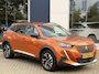 Peugeot e-2008 EV Allure Pack 50 kWh Apple Carplay | Android Auto | SOH 92% | Parkeersensoren | Climate Control |