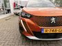 Peugeot e-2008 EV Allure Pack 50 kWh Apple Carplay | Android Auto | SOH 92% | Parkeersensoren | Climate Control |