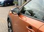 Peugeot e-2008 EV Allure Pack 50 kWh Apple Carplay | Android Auto | SOH 92% | Parkeersensoren | Climate Control |