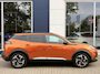 Peugeot e-2008 EV Allure Pack 50 kWh Apple Carplay | Android Auto | SOH 92% | Parkeersensoren | Climate Control |