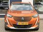 Peugeot e-2008 EV Allure Pack 50 kWh Apple Carplay | Android Auto | SOH 92% | Parkeersensoren | Climate Control |