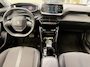 Peugeot e-2008 EV Allure Pack 50 kWh Apple Carplay | Android Auto | SOH 92% | Parkeersensoren | Climate Control |