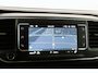 Opel Vivaro 2.0 CDTI 180PK L2H1 | Automaat | Airco | Cruise | Camera | Carplay| 3 Zits | Trekhaak