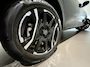 Peugeot 5008 1.6 Plug-in Hybrid 195 Allure 7p | 360-Camera | Stoel- en Stuurverwarming | Dodehoekdetectie | Navigatie |