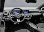 Mercedes-Benz A-klasse 250 e AMG Line | Trekhaak Wegklapbaar | Panoramadak | Burmester | Night Pakket | 360° Camera | Memory Pakket | Sfeerverlichting | Stoelverwarming | Head-up Display | Dodehoekassistentie | Multibeam LED | Keyless-GO