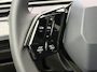 Peugeot e-5008 Allure 73 kWh 7-zits Navigatie | Parkeercamera | Apple Carplay & Android Auto | SOH 99.5%  | Climate Control |