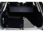 Volvo XC60 2.0 T6 Plug-in hybrid AWD Ultra Dark | Pano | Luchtvering | Trekhaak | Harman Kardon |