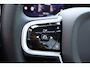 Volvo XC60 2.0 T6 Plug-in hybrid AWD Ultra Dark | Pano | Luchtvering | Trekhaak | Harman Kardon |