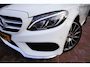 Mercedes-Benz C-klasse Estate 180 AMG Sport Edition Premium Plus Upgrade 19 inch Panoramadak Sport Leder Burmester Ambiante verlichting Electrische Trekhaak Etc. Etc.