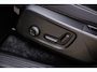 Volvo EX40 Single Motor Extended Range Ultra 82 kWh Black Edition | Getint glas | Nubuck | Panoramadak | Harman/Kardon | Stoelverwarming voor + achter | Keyless | 20" Velgen |
