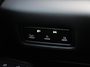Volkswagen ID.3 Style 61 kWh 190 PK | LED Matrix | 20" inch velgen | Steunhaak | Panoramadak |