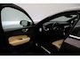 Volvo XC60 2.0 T8 Twin Engine AWD Inscription 2017 | Goed Onderhouden | Memory Stoelen | 360 Graden Camera | Stoel Verwarming & Verkoeling | Panoramadak | Cruise Control Adaptief | Lederen Bekleding | Carplay | 2 Sleutels |