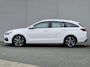 Hyundai i30 Wagon 1.0 T-GDi MHEV Comfort Smart / Navigatie / Climate Control / Apple Carplay Android / Stuur- & Stoelverwarming / 17" LM wielen + Winter banden / Achteruitrijcamera / Cruise control / Draadloze telefoon lader /