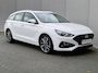 Hyundai i30 Wagon 1.0 T-GDi MHEV Comfort Smart / Navigatie / Climate Control / Apple Carplay Android / Stuur- & Stoelverwarming / 17" LM wielen + Winter banden / Achteruitrijcamera / Cruise control / Draadloze telefoon lader /