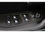 Peugeot e-2008 EV Allure Pack 50 kWh Stoelverwarming Keyless Camera Apple CarPlay