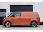 Volkswagen ID. Buzz Cargo 77 kWh 20 inch - Adaptive Cruise - Camera - Trekhaak wegklapbaar - Stoelverwarming - Carplay - Navigatie
