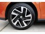 Volkswagen ID. Buzz Cargo 77 kWh 20 inch - Adaptive Cruise - Camera - Trekhaak wegklapbaar - Stoelverwarming - Carplay - Navigatie