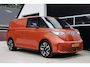 Volkswagen ID. Buzz Cargo 77 kWh 20 inch - Adaptive Cruise - Camera - Trekhaak wegklapbaar - Stoelverwarming - Carplay - Navigatie