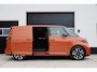 Volkswagen ID. Buzz Cargo 77 kWh 20 inch - Adaptive Cruise - Camera - Trekhaak wegklapbaar - Stoelverwarming - Carplay - Navigatie