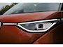 Volkswagen ID. Buzz Cargo 77 kWh 20 inch - Adaptive Cruise - Camera - Trekhaak wegklapbaar - Stoelverwarming - Carplay - Navigatie
