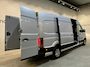 Volkswagen Crafter 35 2.0 TDI L4H3 180 PK / Euro 6 / Trekhaak 3.000 KG / Airco / CarPlay / Cruise Control / PDC / 57.400 KM !!