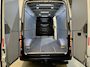 Volkswagen Crafter 35 2.0 TDI L4H3 180 PK / Euro 6 / Trekhaak 3.000 KG / Airco / CarPlay / Cruise Control / PDC / 57.400 KM !!