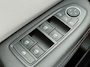 Renault Clio E-Tech Hybrid 140PK Initiale Paris / BOSE Premium Audio / Lederen Bekleding / Stoel & Stuurverwarming / Apple Carplay & Android Auto / All Season Banden / Trekhaak / Navigatie / Achteruitrijcamera /