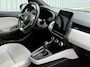 Renault Clio E-Tech Hybrid 140PK Initiale Paris / BOSE Premium Audio / Lederen Bekleding / Stoel & Stuurverwarming / Apple Carplay & Android Auto / All Season Banden / Trekhaak / Navigatie / Achteruitrijcamera /