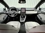 Renault Clio E-Tech Hybrid 140PK Initiale Paris / BOSE Premium Audio / Lederen Bekleding / Stoel & Stuurverwarming / Apple Carplay & Android Auto / All Season Banden / Trekhaak / Navigatie / Achteruitrijcamera /