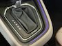 Renault Clio E-Tech Hybrid 140PK Initiale Paris / BOSE Premium Audio / Lederen Bekleding / Stoel & Stuurverwarming / Apple Carplay & Android Auto / All Season Banden / Trekhaak / Navigatie / Achteruitrijcamera /
