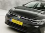 Volkswagen Golf Variant 1.0 TSI Life Sport (APPLE CARPLAY, GROOT NAVI, PARKEERSENSOREN, SFEERVERLICHTING, SPORTSTOELEN, KEYLESS START, LM VELGEN, NIEUWSTAAT)