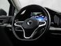 Volkswagen Golf Variant 1.0 TSI Life Sport (APPLE CARPLAY, GROOT NAVI, PARKEERSENSOREN, SFEERVERLICHTING, SPORTSTOELEN, KEYLESS START, LM VELGEN, NIEUWSTAAT)