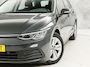Volkswagen Golf Variant 1.0 TSI Life Sport (APPLE CARPLAY, GROOT NAVI, PARKEERSENSOREN, SFEERVERLICHTING, SPORTSTOELEN, KEYLESS START, LM VELGEN, NIEUWSTAAT)