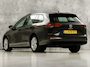 Volkswagen Golf Variant 1.0 TSI Life Sport (APPLE CARPLAY, GROOT NAVI, PARKEERSENSOREN, SFEERVERLICHTING, SPORTSTOELEN, KEYLESS START, LM VELGEN, NIEUWSTAAT)