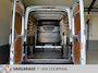 Volkswagen Crafter 35 2.0 TDI L3H3 Highline 140pk | Trekhaak | Carplay