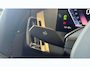 BMW iX xDRIVE45 101KWH / LEDER / FULL-LED / SKY LOUNGE / SOFT-CLOSE / 22" LMV / ELEKTR. TREKHAAK / LUCHTVERING / HARMAN KARDON / ORG. NL. / FULL OPTIONS / NIEUWSTAAT !!