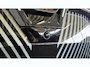BMW iX xDRIVE45 101KWH / LEDER / FULL-LED / SKY LOUNGE / SOFT-CLOSE / 22" LMV / ELEKTR. TREKHAAK / LUCHTVERING / HARMAN KARDON / ORG. NL. / FULL OPTIONS / NIEUWSTAAT !!