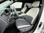 Kia EV3 GT-PlusLine 81.4 kWh / Fabrieksgarantie tot 20-08-2032 / Schuif-kantel dak / Harman/Kardon / Panoramadak / Stoel- & Stuurverwarming / Stoelverkoeling Voor / 360 Camera / Apple Carplay Android Auto / Navigatie / Elektrisch verstelbare stoelen met Geheugen / Elektrische Achterklep /
